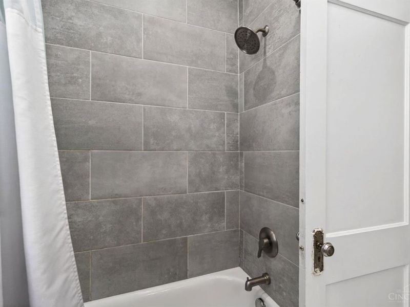 917 Clinton Avenue, Cincinnati, OH 45015 Photo 38