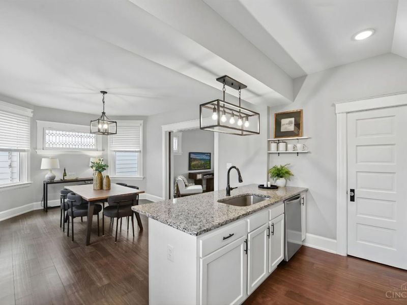 1756 Weyer Avenue, Norwood, OH 45212 Photo 11