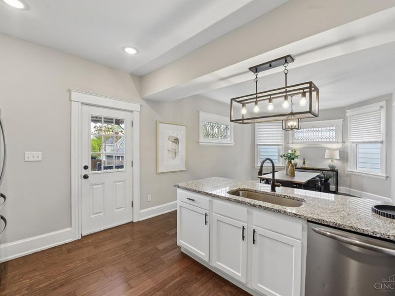 1756 Weyer Avenue, Norwood, OH 45212 Photo 12