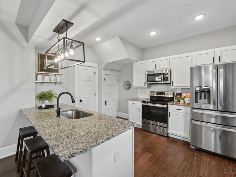 1756 Weyer Avenue, Norwood, OH 45212 Photo 9