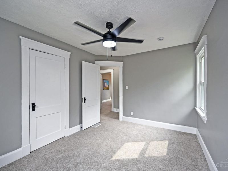 290 Bodmann Avenue, Cincinnati, OH 45219 Photo 28