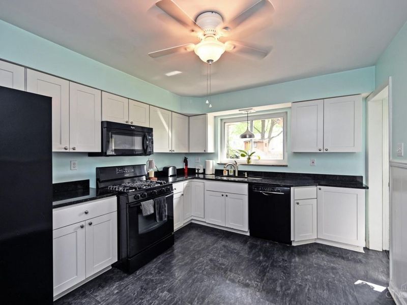 948 Alnetta Drive, Cincinnati, OH 45230 Photo 13