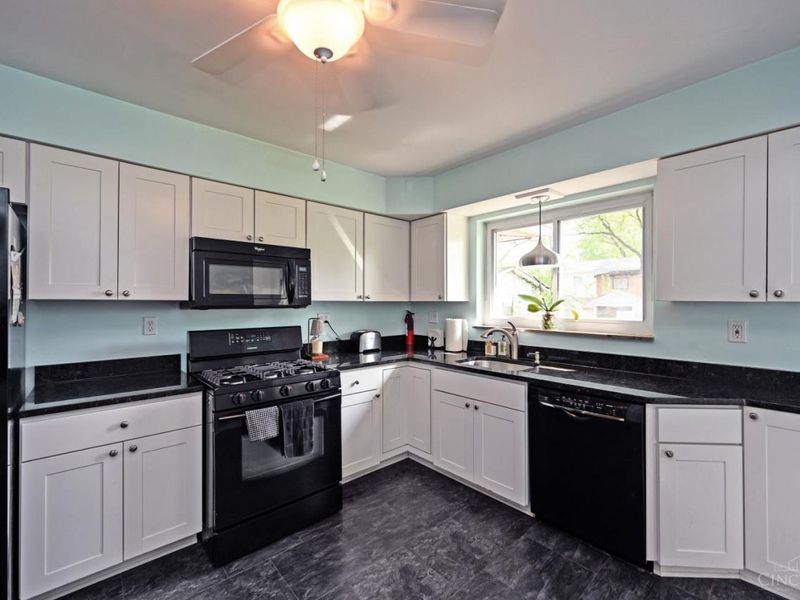 948 Alnetta Drive, Cincinnati, OH 45230 Photo 16