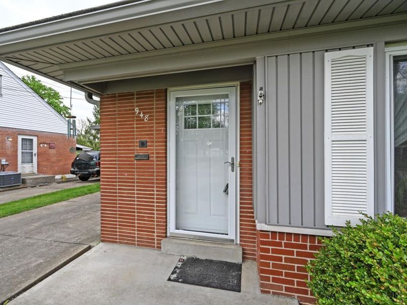 948 Alnetta Drive, Cincinnati, OH 45230 Photo 5