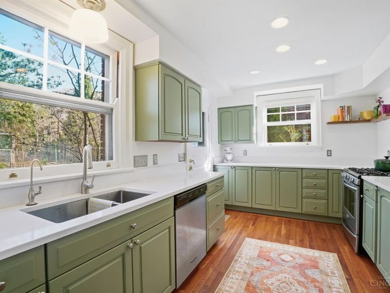 1337 Herlin Place, Cincinnati, OH 45208 Photo 14