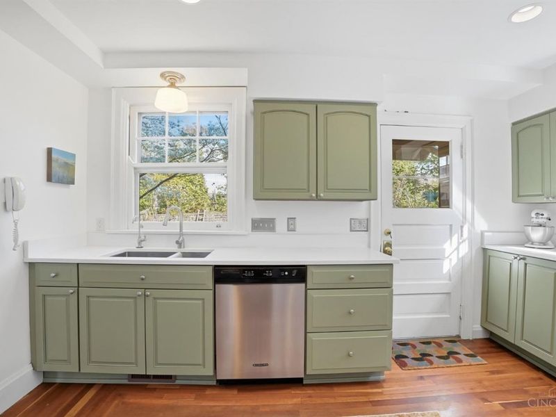 1337 Herlin Place, Cincinnati, OH 45208 Photo 15