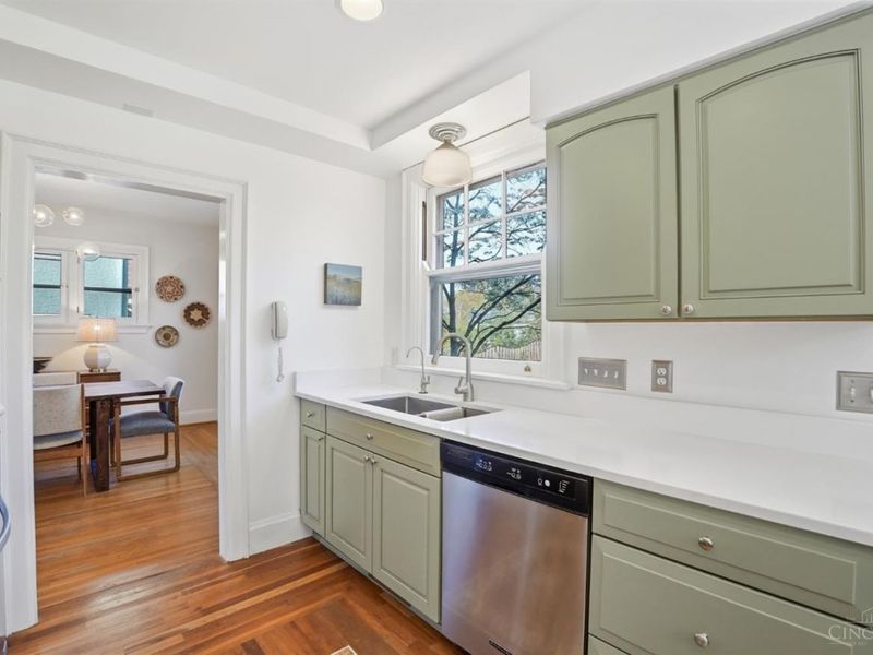 1337 Herlin Place, Cincinnati, OH 45208 Photo 16