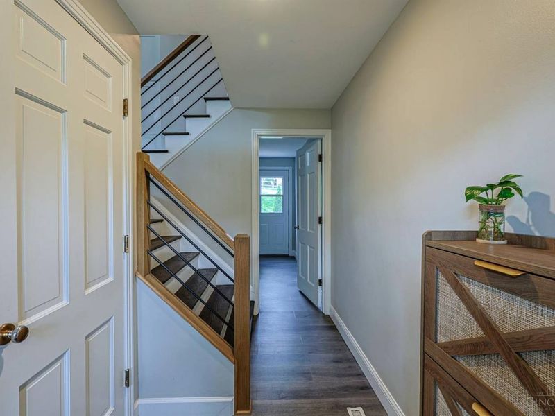 6488 Navaho Trail, Madeira, OH 45243 Photo 3