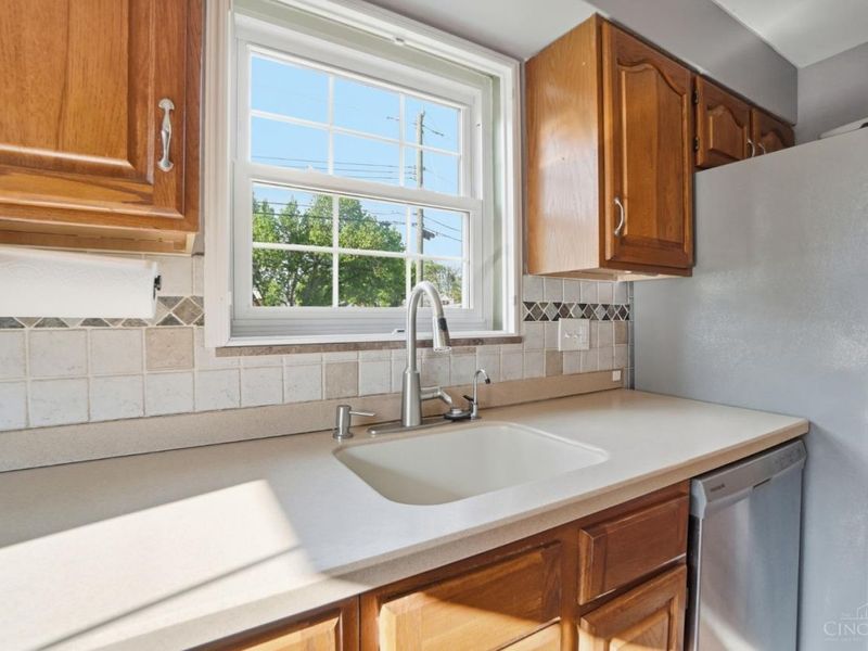 1543 Sanborn Drive, Reading, OH 45215 Photo 16