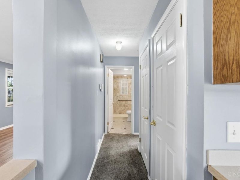 1543 Sanborn Drive, Reading, OH 45215 Photo 18