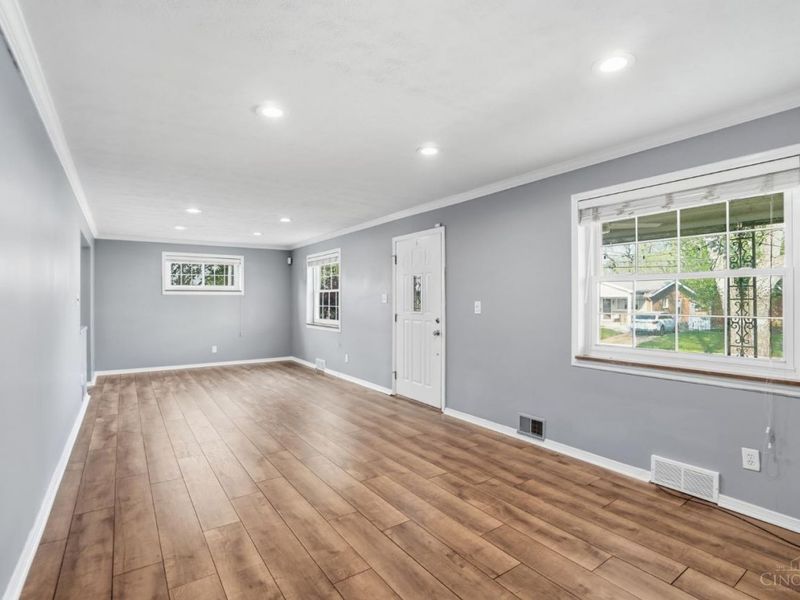 1543 Sanborn Drive, Reading, OH 45215 Photo 8