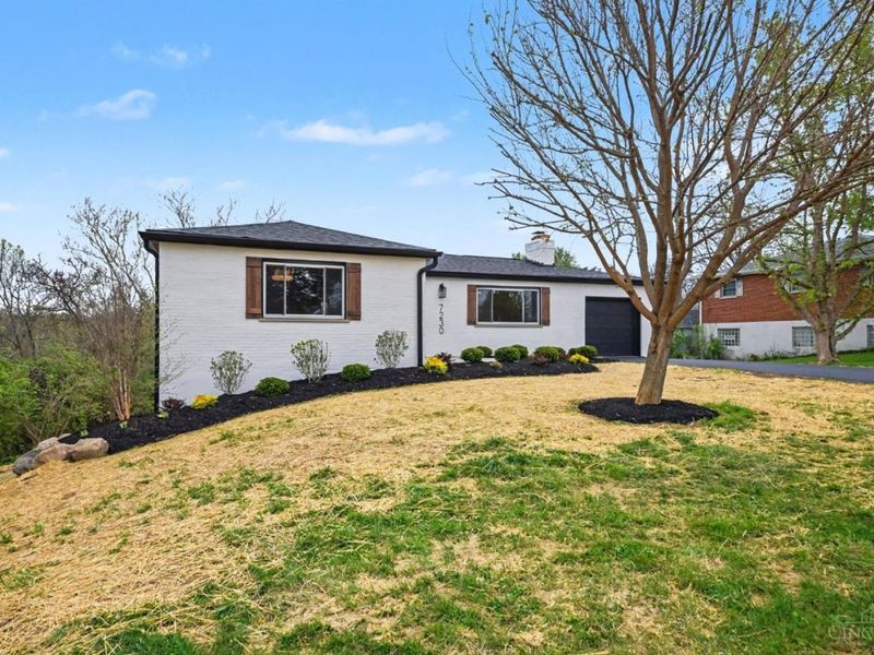 7230 Barret Road, West Chester, OH 45069 Photo 3