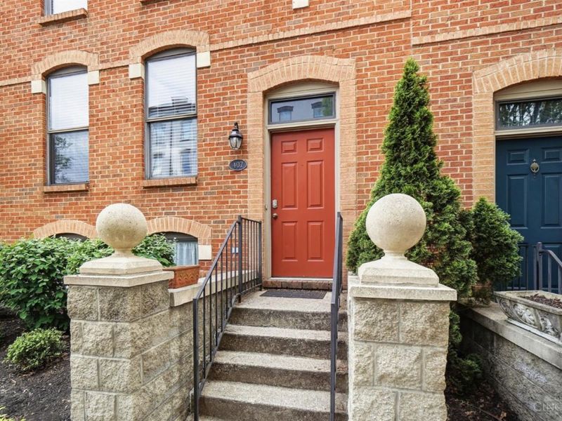 407 Elizabeth Street, Cincinnati, OH 45203 Photo 3