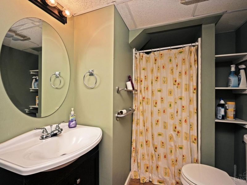 8265 Forest Road, Anderson Twp, OH 45255 Photo 26