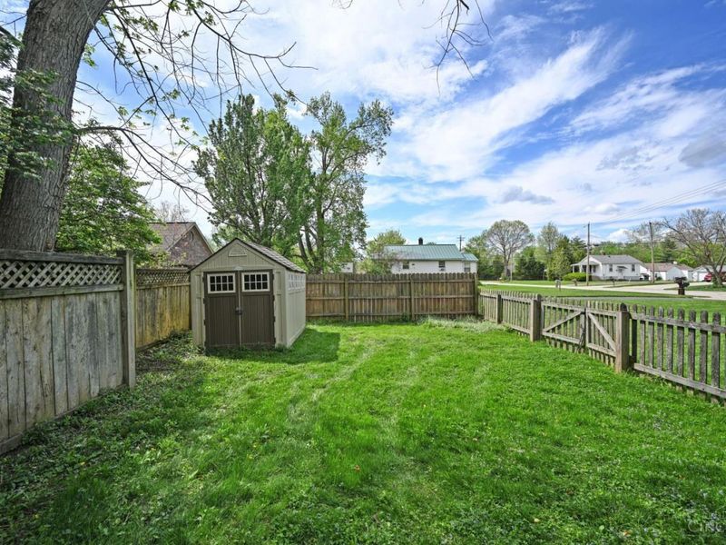 8265 Forest Road, Anderson Twp, OH 45255 Photo 32