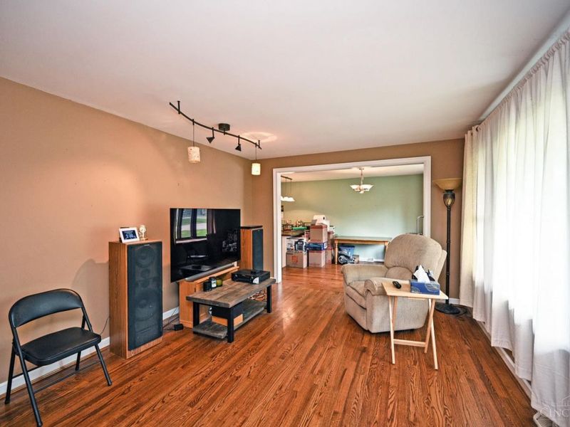 8265 Forest Road, Anderson Twp, OH 45255 Photo 5