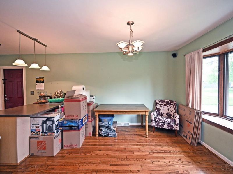 8265 Forest Road, Anderson Twp, OH 45255 Photo 8