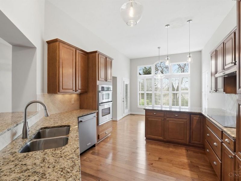 8239 Sweet Briar Court, Liberty Township, OH 45044 Photo 16