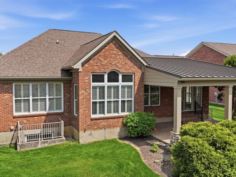 8239 Sweet Briar Court, Liberty Township, OH 45044 Photo 4