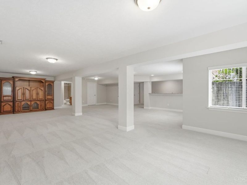 8239 Sweet Briar Court, Liberty Township, OH 45044 Photo 42