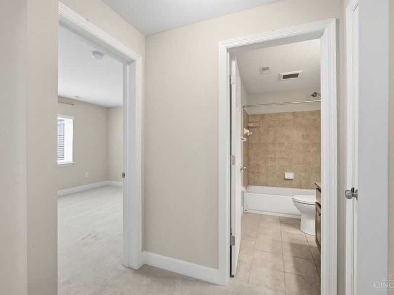 8239 Sweet Briar Court, Liberty Township, OH 45044 Photo 46