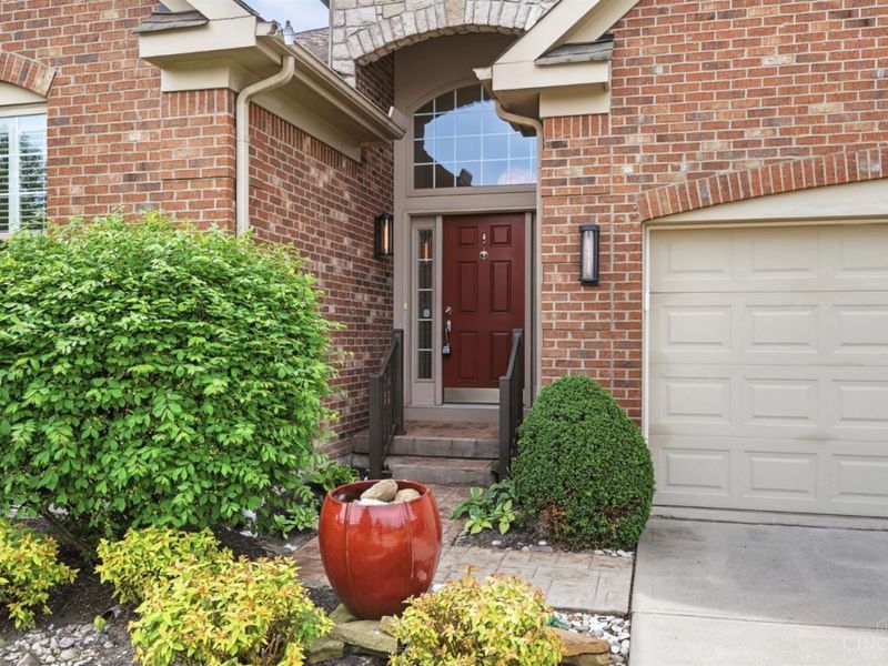 8239 Sweet Briar Court, Liberty Township, OH 45044 Photo 5