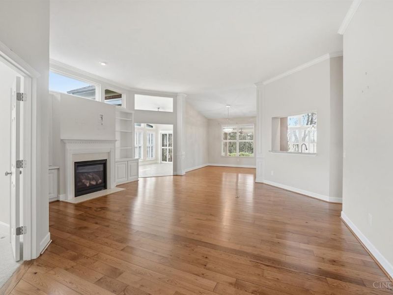 8239 Sweet Briar Court, Liberty Township, OH 45044 Photo 6