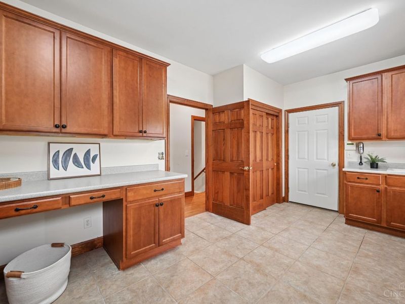 1177 Lake Trail Drive, Cincinnati, OH 45233 Photo 23