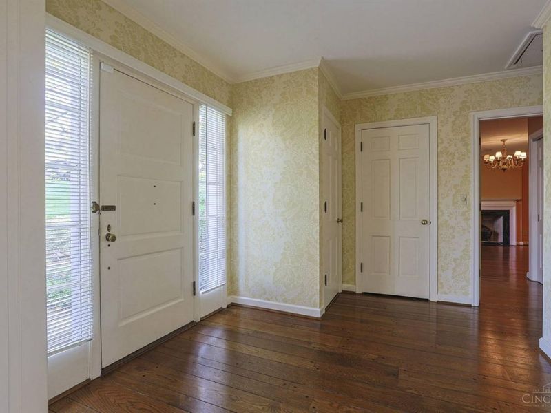 3506 Bayard Drive, Cincinnati, OH 45208 Photo 3