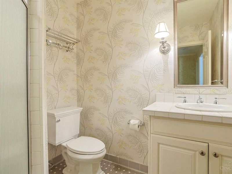 3506 Bayard Drive, Cincinnati, OH 45208 Photo 33