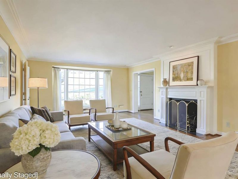 3506 Bayard Drive, Cincinnati, OH 45208 Photo 4