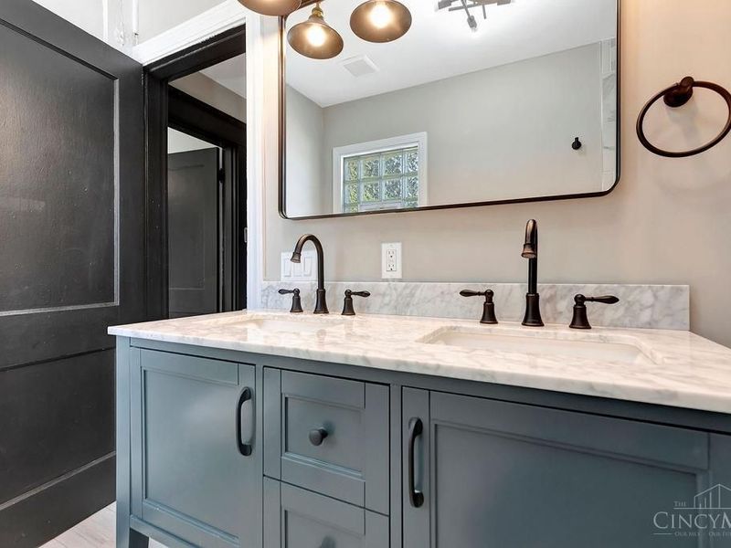 2000 Hewitt Avenue, Cincinnati, OH 45207 Photo 14