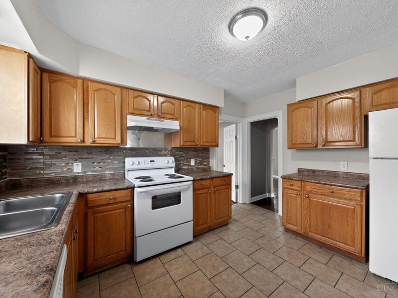 3022 North Bend Road, Green Township, OH 45239 Photo 16