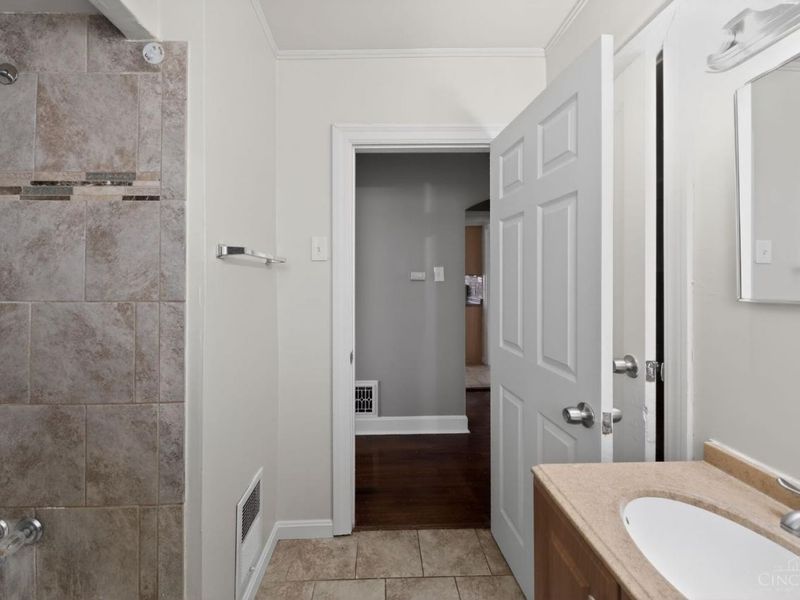 3022 North Bend Road, Green Township, OH 45239 Photo 21