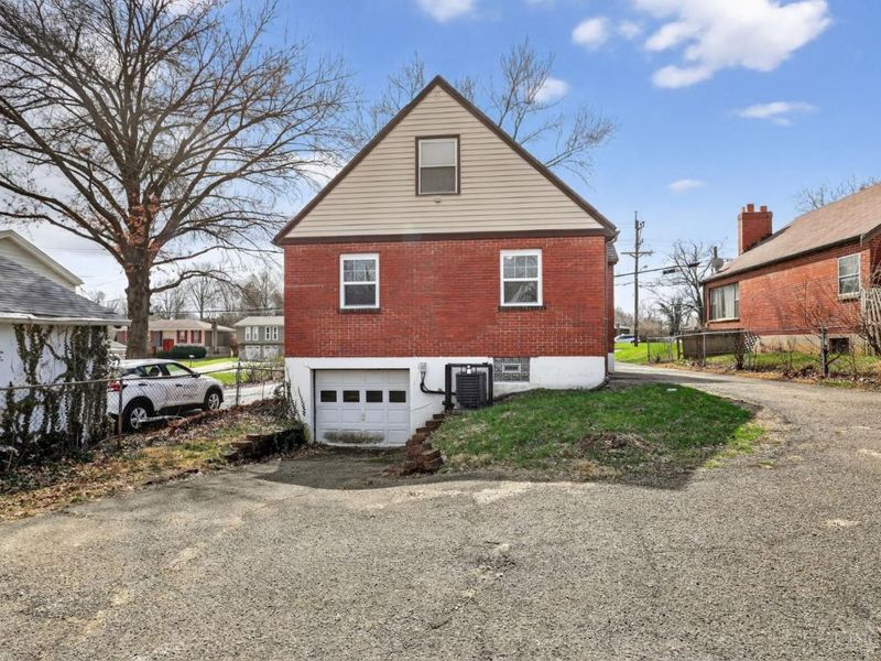 3022 North Bend Road, Green Township, OH 45239 Photo 3