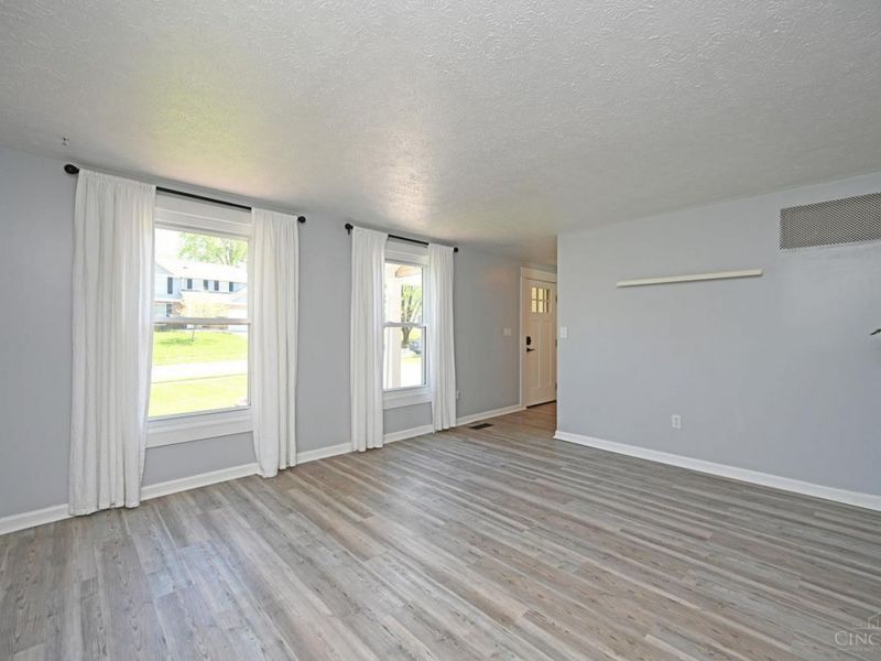 2027 Whispering Pines Drive, Anderson Twp, OH 45230 Photo 10