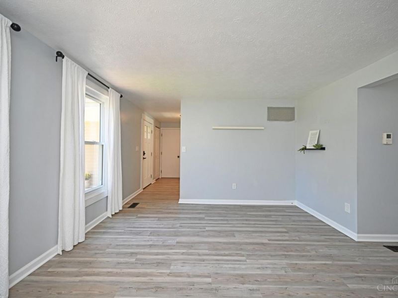 2027 Whispering Pines Drive, Anderson Twp, OH 45230 Photo 11