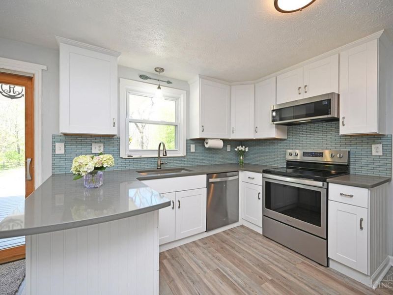 2027 Whispering Pines Drive, Anderson Twp, OH 45230 Photo 17