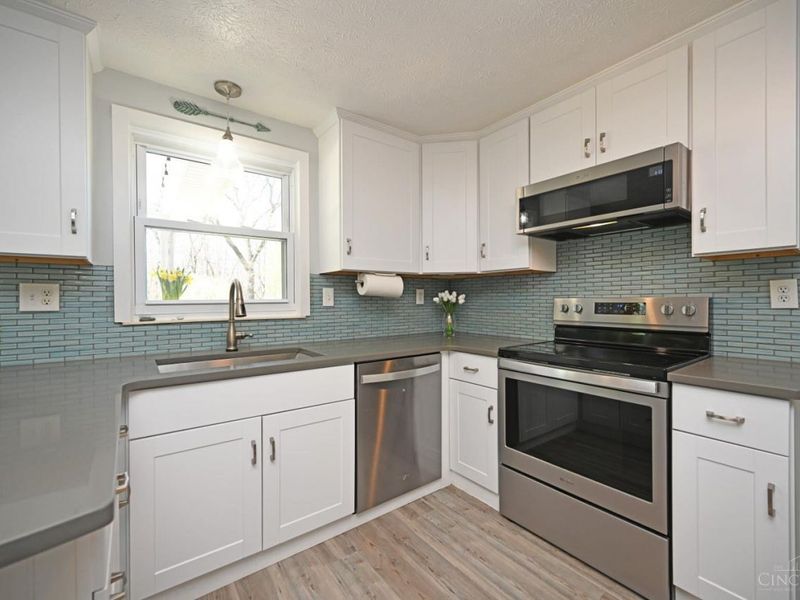 2027 Whispering Pines Drive, Anderson Twp, OH 45230 Photo 19