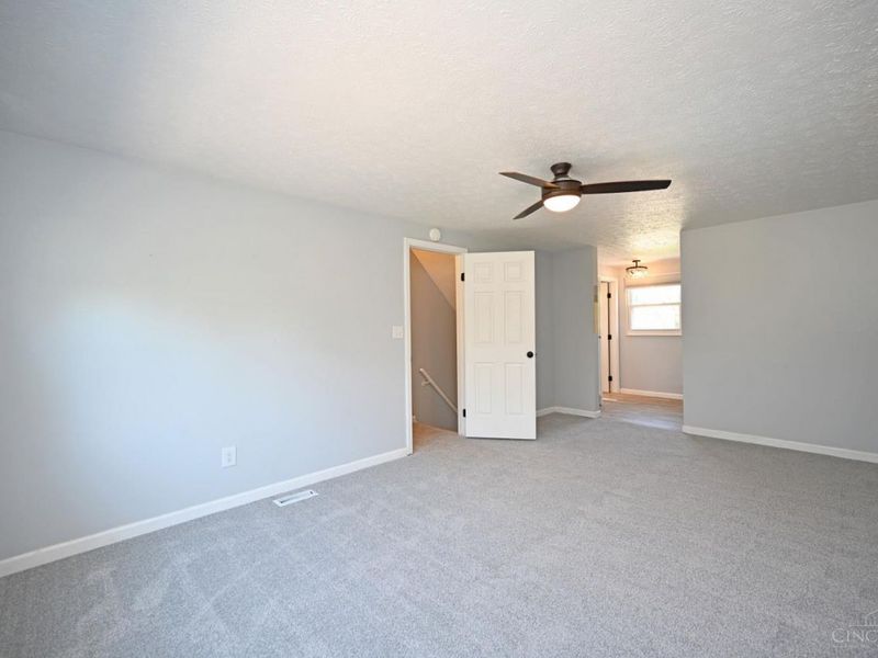 2027 Whispering Pines Drive, Anderson Twp, OH 45230 Photo 32