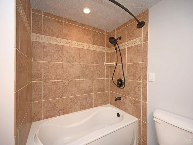 2027 Whispering Pines Drive, Anderson Twp, OH 45230 Photo 43