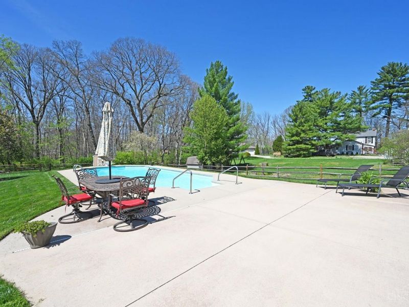 2027 Whispering Pines Drive, Anderson Twp, OH 45230 Photo 62