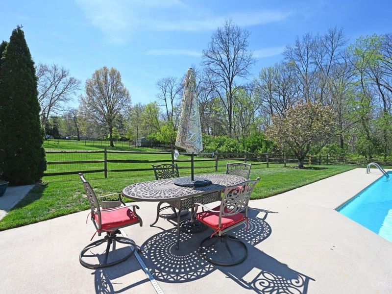 2027 Whispering Pines Drive, Anderson Twp, OH 45230 Photo 64