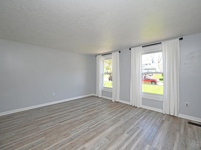 2027 Whispering Pines Drive, Anderson Twp, OH 45230 Photo 8