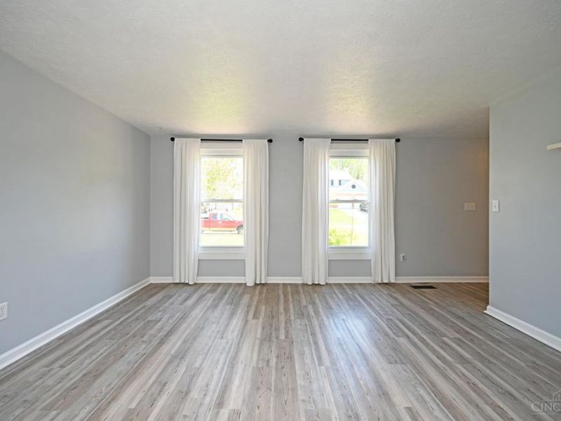 2027 Whispering Pines Drive, Anderson Twp, OH 45230 Photo 9