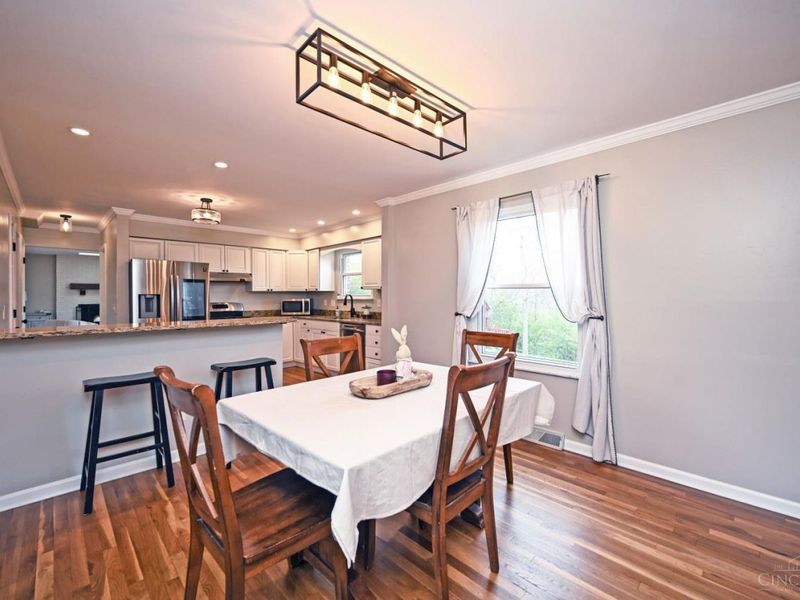 8078 Capitol Drive, Anderson Twp, OH 45244 Photo 12