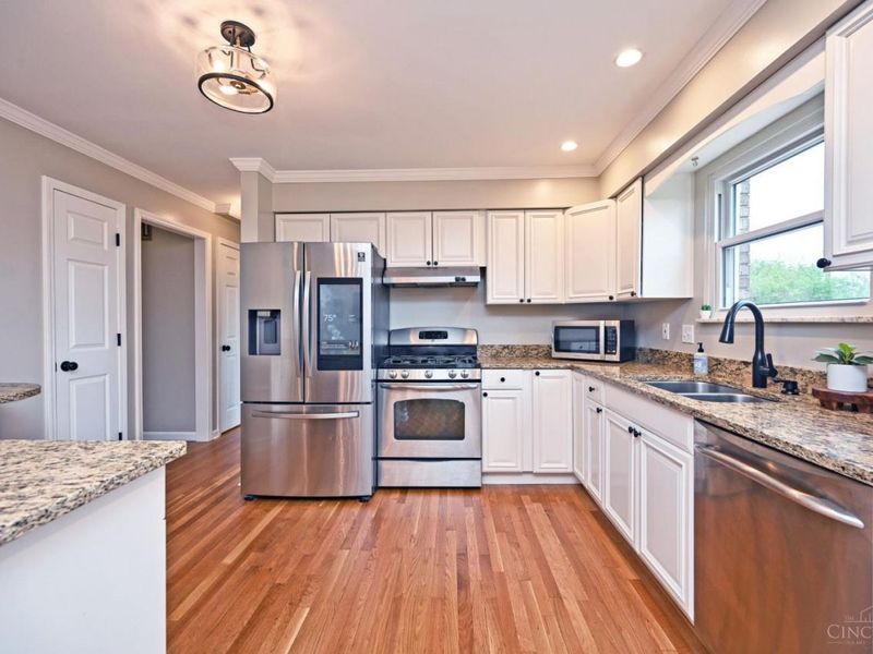 8078 Capitol Drive, Anderson Twp, OH 45244 Photo 13