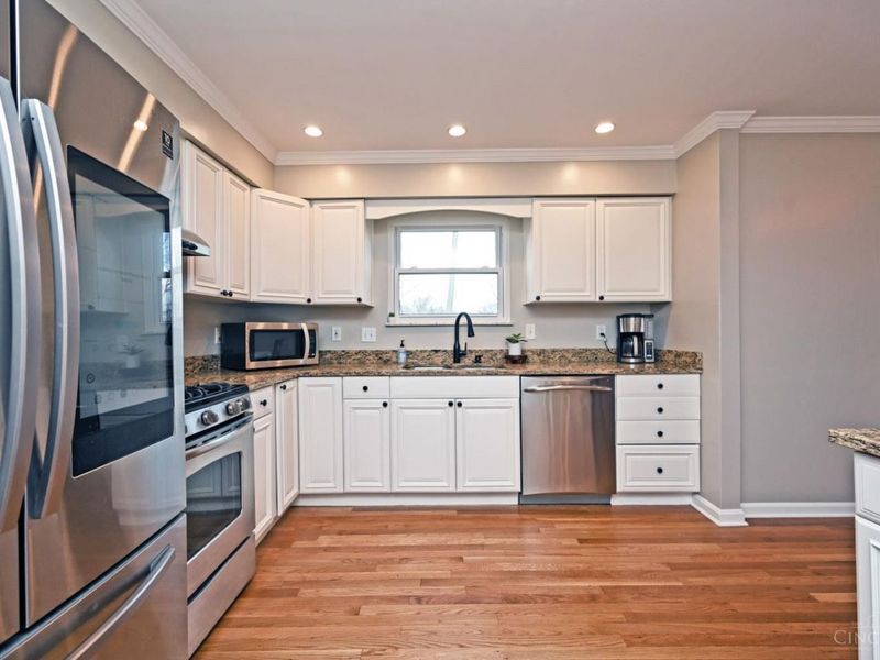 8078 Capitol Drive, Anderson Twp, OH 45244 Photo 15