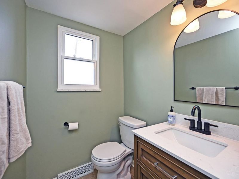 8078 Capitol Drive, Anderson Twp, OH 45244 Photo 21