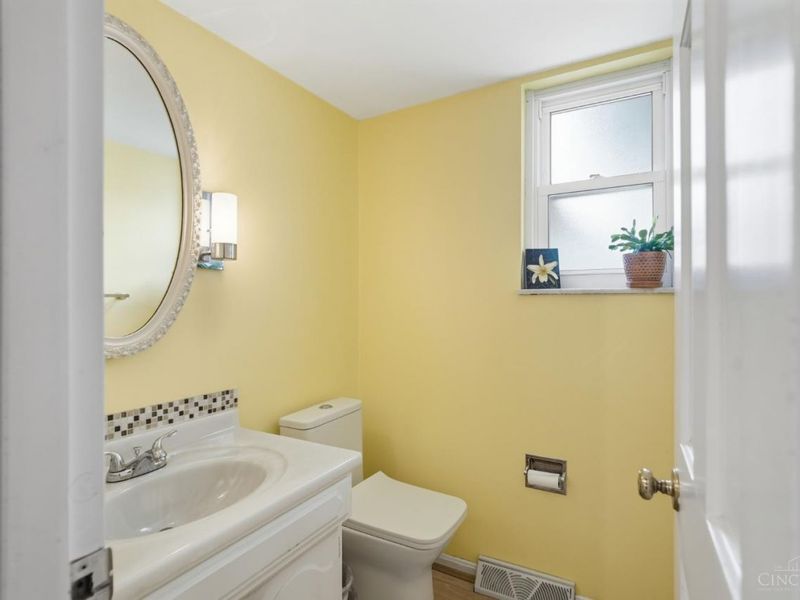 8114 Asbury Hills Drive, Anderson Twp, OH 45255 Photo 16